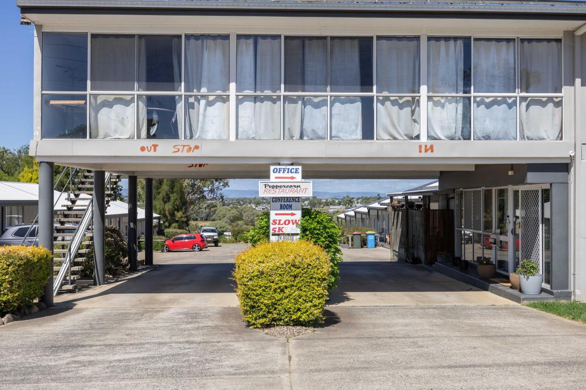 Alexander Motel Warwick Exterior foto